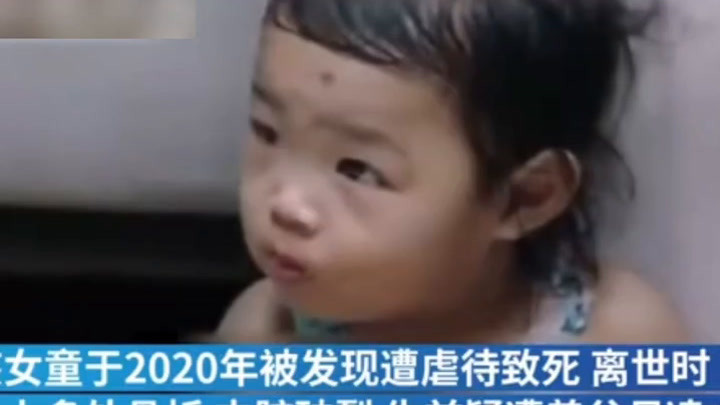 韩国出生271天女童郑仁遭养父母虐死，三次报警未果遭全民声讨！