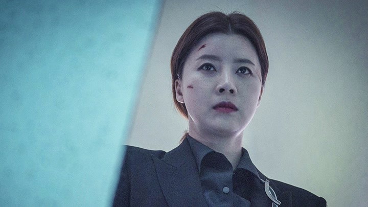 韩国恐怖片：女人被蛇灵附体，真相源于济州岛的禁地蛇窟！