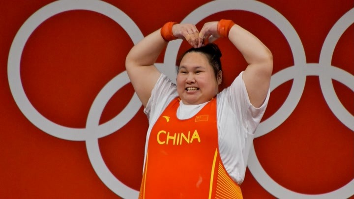 奥运冠军李雯雯连麦时怼容貌歧视：我又没吃你家大米