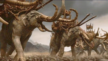 兽人进攻人类城堡，30米高的猛犸象对抗人类骑兵，这场仗怎么打？