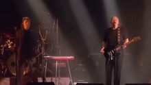 David Gilmour (feat. David Bowie) - "Comfortably Nu..