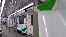 网友质疑天津地铁4号线座椅是否“装反了”，设计师称安装有深意