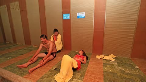 女人梦见有人帮我搓澡（女人梦见有人帮搓背） 女人梦见有人帮我搓澡（女人梦见有人帮搓背） 卜算大全